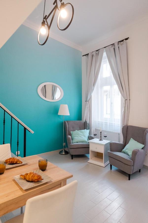 Apartment Ombre With Parking Option *